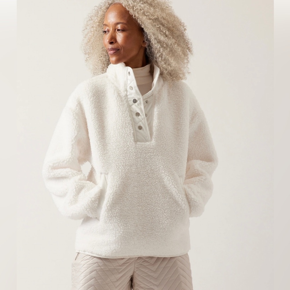 Athleta Cozy Sherpa Snap Sweatshirt. Small